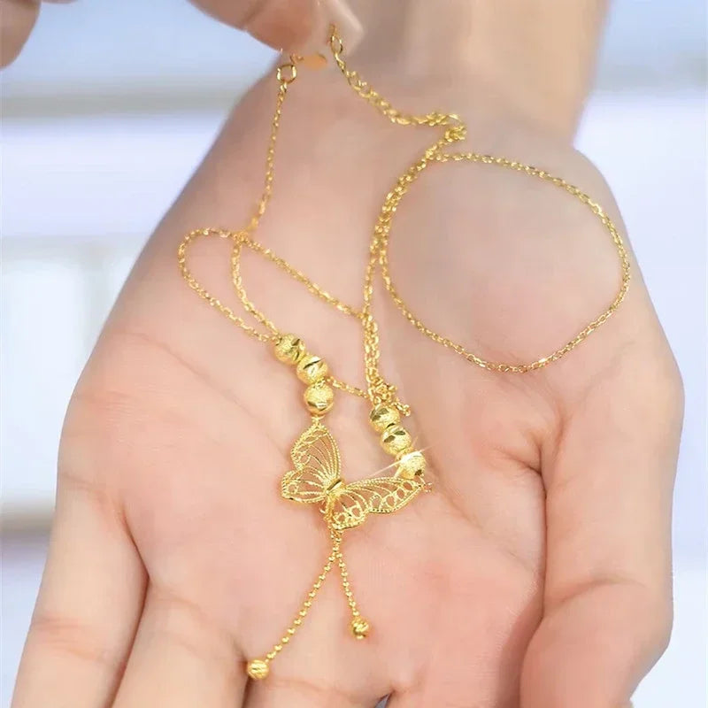 Bijoux Collier fin pendentif Papillon perlé